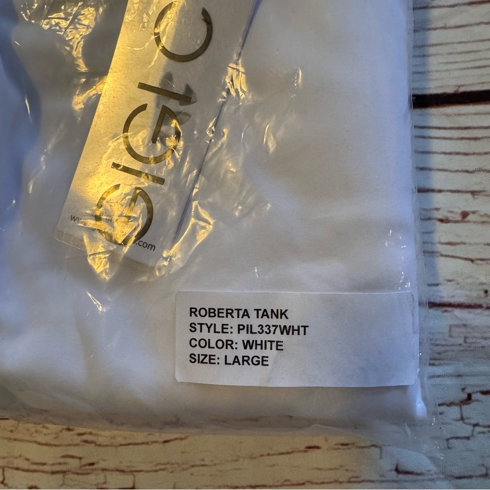 NWT GiGi C Roberta Tank in White Sz S M L - Picture 6 of 12